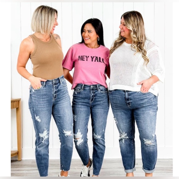 Judy Blue Denim - New Judy Blue Here Comes The Sun Medium Wash High Rise Distressed Relaxed Fit